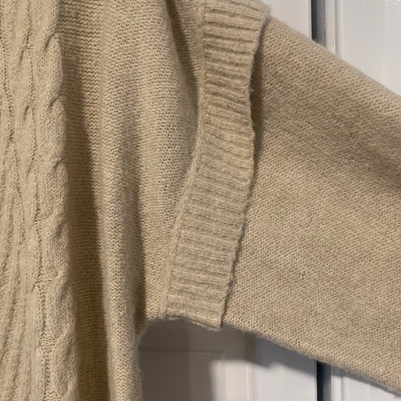 Nicole Miller long sleeve cable knit sweater dress size medium - Picture 2 of 4